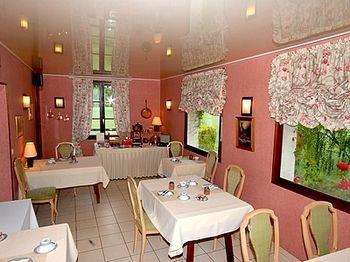 Hotel La Chaum'Yerres Chaumes-en-Brie Exterior photo