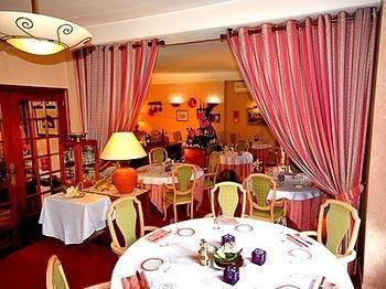 Hotel La Chaum'Yerres Chaumes-en-Brie Exterior photo