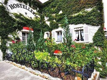 Hotel La Chaum'Yerres Chaumes-en-Brie Exterior photo